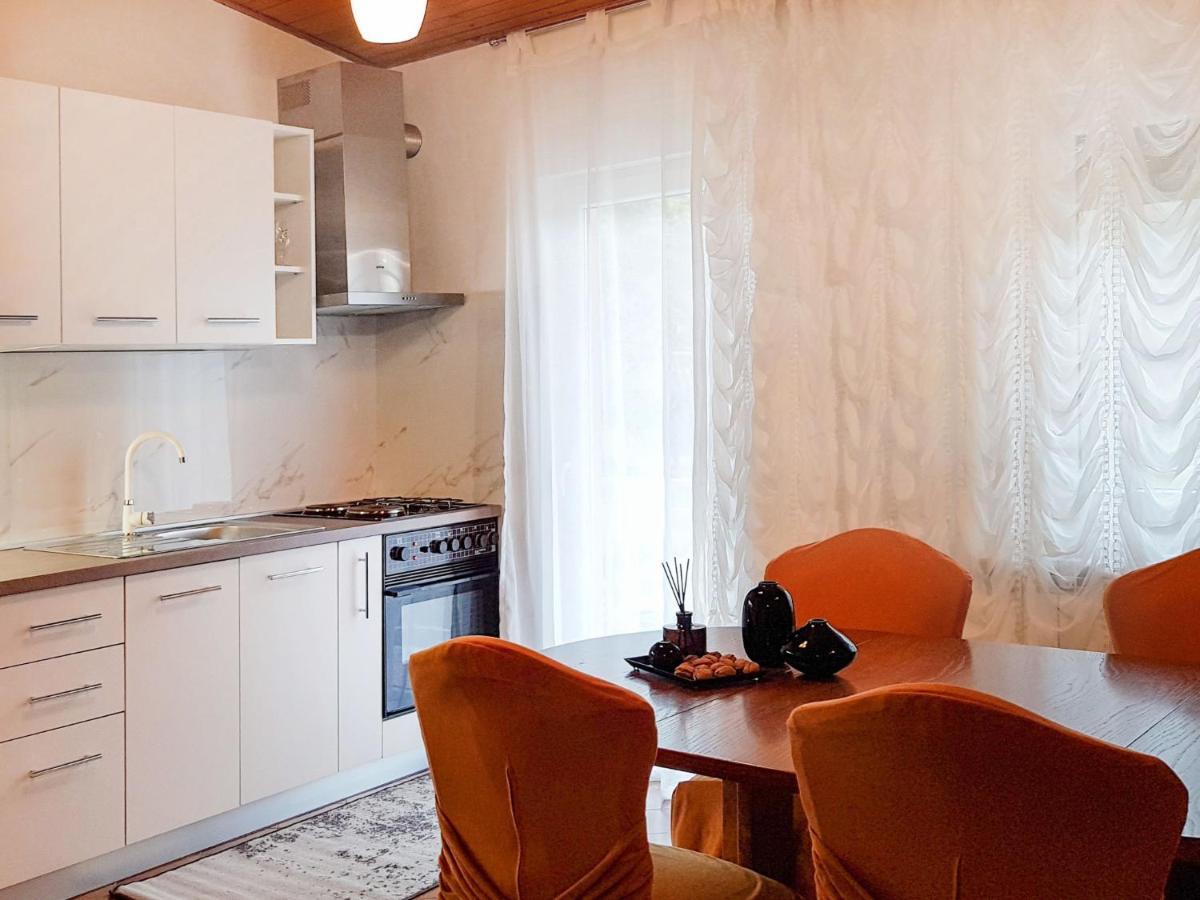 Holiday Home Noel - LBN433 Raša Buitenkant foto