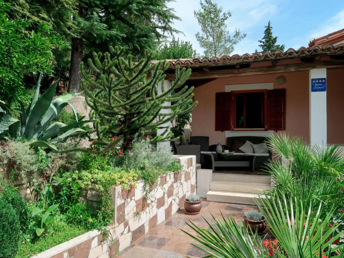 Holiday Home Noel - LBN433 Raša Buitenkant foto